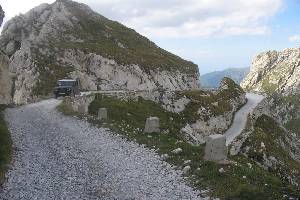 Xtrallusion offers independent self-guided Walking, Adventure, Activity, Skiing and Paragliding Holiday itineraries on the Italian Rivieras, in the Italian Lakes, in the Italian Alps and in some of the most beautiful corners of Italy.